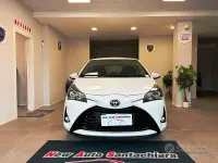 Usata Toyota Yaris Active 69 CV (50 kW) 2018 Bianco Berlina
