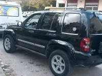 Usata Jeep Cherokee Limited 163 CV (119 kW) 2008 Nero SUV