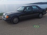 Usata Mercedes E200 1991 Nero Berlina