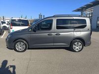 Usata VW Caddy 102 CV (75 kW) 2022 Grigio indio Monovolume