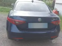 Gebraucht Alfa Romeo Giulia Super 180 PS (132 kW) 2016 Blau Limousine