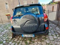 Usata Toyota RAV4 136 CV (100 kW) 2007 Grigio SUV