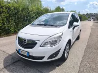 Usata Opel Meriva 90 CV (66 kW) 2012 Bianco Monovolume