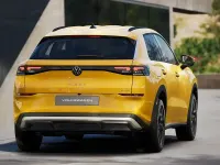 Nuova VW T-Roc Life 150 CV (110 kW) 2026 SUV
