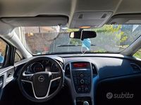 Usata Opel Astra Cosmo 110 CV (80 kW) 2013 Bianco Berlina