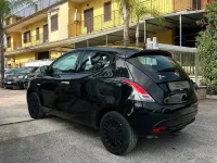 Usata Lancia Ypsilon Silver 69 CV (50 kW) 2022 Nero Utilitaria