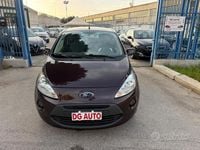 Usata Ford Ka Titanium 69 CV (50 kW) 2015 Rosso Berlina