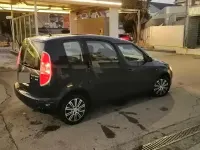 Usata Skoda Roomster 75 CV (55 kW) 2011 Bluazzurro Monovolume