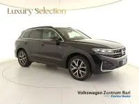 Usata VW Touareg Elegance 231 CV (169 kW) 2024 Nero SUV