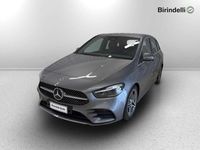 Usata Mercedes B180 AMG Line Premium 116 CV (85 kW) 2024 Grigio Monovolume