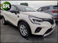 Usata Renault Captur Zen 101 CV (74 kW) 2020 Bianco SUV