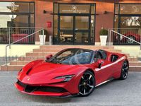 Usata Ferrari SF90 780 CV (573 kW) 2022 Rosso Coupé