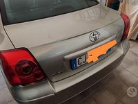 Usata Toyota Avensis 129 CV (94 kW) 2004 Berlina