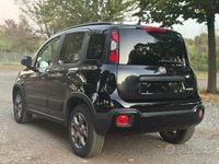 Begagnad Fiat Panda Cross Cross Plus 70 HK (51 kW) 2022 Svart Halvkombi