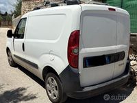 Usata Fiat Doblò 105 CV (77 kW) 2010 Bianco Monovolume