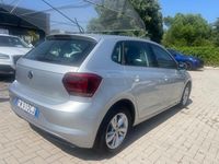 Usata VW Polo Comfortline 80 CV (58 kW) 2019 Argento Utilitaria