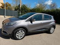 Usata Renault Captur 90 CV (66 kW) 2014 Grigio SUV