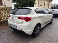 Usata Alfa Romeo Giulietta 105 CV (77 kW) 2014 Utilitaria