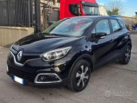 Usata Renault Captur 90 CV (66 kW) 2015 Nero SUV