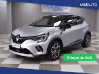 Usata Renault Captur Intens 94 CV (69 kW) 2022 Argento SUV