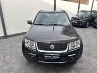 Usata Suzuki Grand Vitara 129 CV (94 kW) 2011 Grigio SUV