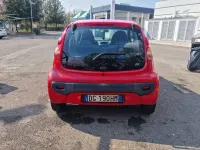 Usata Peugeot 107 68 CV (50 kW) 2007 Utilitaria