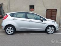 Usata Ford Fiesta 82 CV (60 kW) 2012 Berlina