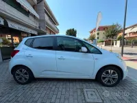 Usata Kia Venga 90 CV (66 kW) 2018 Bianco Utilitaria