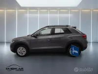 Usata VW T-Roc Life 110 CV (80 kW) 2023 Grigio SUV