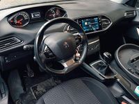 Usata Peugeot 308 SW 130 CV (95 kW) 2022 Grigio Station wagon