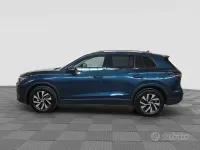 Usata VW Tiguan Edition 131 CV (96 kW) 2024 Night shade blue SUV
