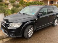Käytetty Fiat Freemont 140 HP (102 kW) 2012 Musta Katumaasturi