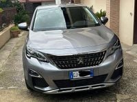Usata Peugeot 3008 Active 120 CV (88 kW) 2017 Monovolume
