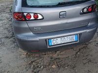 Usata Seat Ibiza 75 CV (55 kW) 2002 Grigio Utilitaria