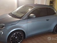 Usata Fiat 500e 86 kW (118 CV) 2020 Blu Cabrio