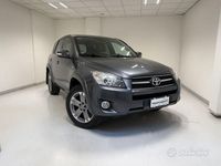 Second-hand Toyota RAV4 Executive 150 CP (110 kW) 2009 Gri SUV