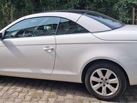 Usata VW Eos 140 CV (102 kW) 2010 Bianco Cabrio