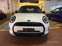 Usata Mini Cooper Essential 136 CV (100 kW) 2023 Perlato Utilitaria