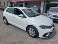Usata VW Polo 80 CV (58 kW) 2022 Bianco pastello Utilitaria