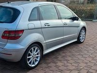 Usata Mercedes B200 140 CV (102 kW) 2008 Monovolume