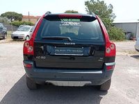 Usado Volvo XC90 163 HP (119 kW) 2005 Preto SUV