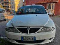 Usata Lancia Ypsilon 2002 Bianco Utilitaria
