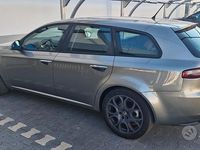 Usata Alfa Romeo 159 150 CV (110 kW) 2007 Grigio Station wagon