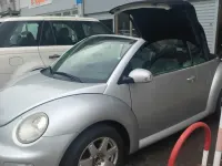 Usata VW New Beetle 101 CV (74 kW) 2004 Argento Utilitaria