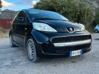 Usata Peugeot 107 68 CV (50 kW) 2010 Nero Utilitaria