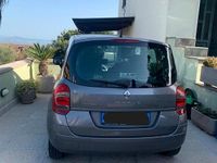 Usata Renault Modus Expression 75 CV (55 kW) 2009 Grigio Monovolume