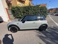 Usata Mini Cooper D 116 CV (85 kW) 2019 Grigio Utilitaria
