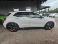 Usata Mercedes GLA200 Premium 136 CV (100 kW) 2018 Bianco SUV