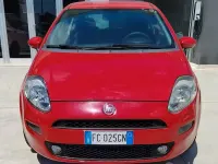 Usata Fiat Punto 75 CV (55 kW) 2015 Rosso Utilitaria