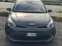 Usata Kia Rio 100 CV (73 kW) 2022 Grigio Berlina